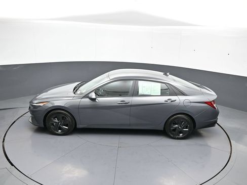 Certified 2023 Hyundai Elantra SEL FWD image 40