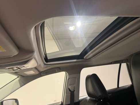 Certified 2019 Toyota RAV4 XLE image 18