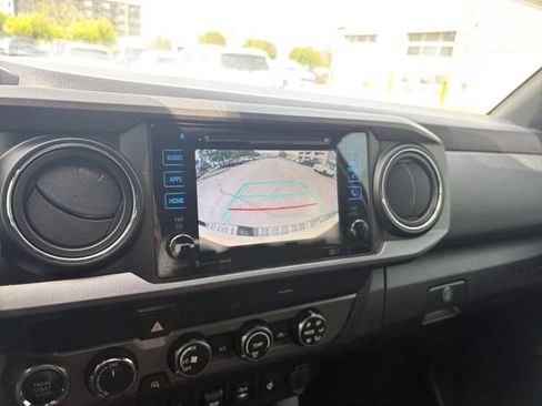 Used 2019 Toyota Tacoma TRD Sport w/ Technology Package image 22