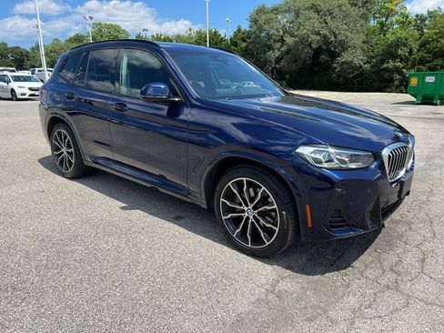 Used 2022 BMW X3 xDrive30i w/ M Sport Package 2 AWD/4WD image 3