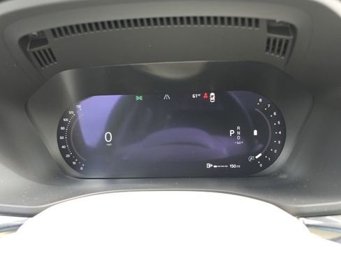 Certified 2023 Volvo XC60 B5 Plus w/ Climate Package AWD/4WD image 33