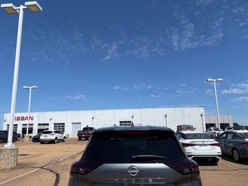 New 2026 Nissan Rogue SV image 3