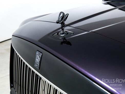 Certified 2025 Rolls-Royce Cullinan Black Badge AWD/4WD image 37