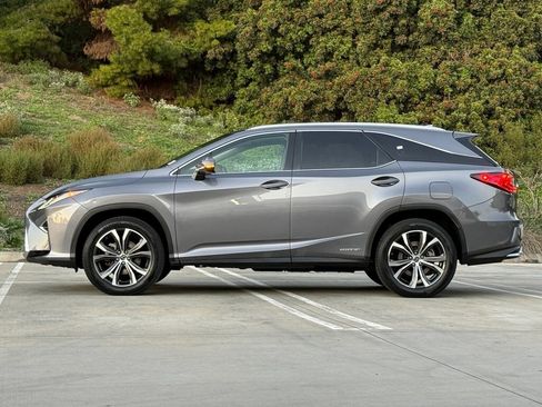 Used 2019 Lexus RX 450hL image 8