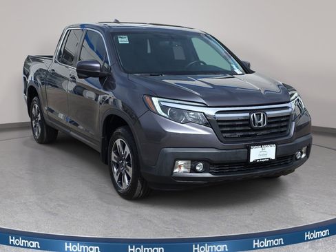 Certified 2019 Honda Ridgeline RTL-T image 3