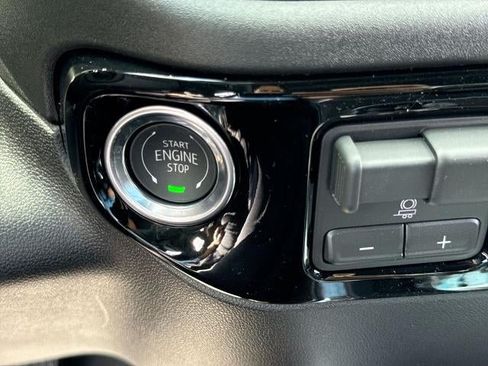 New 2026 Chevrolet Silverado 2500 LT w/ All Star Edition AWD/4WD image 17