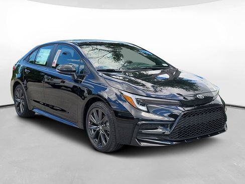 New 2026 Toyota Corolla SE FWD image 3