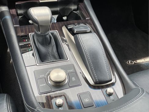 Used 2015 Lexus LS 460 w/ Comfort Package RWD image 27