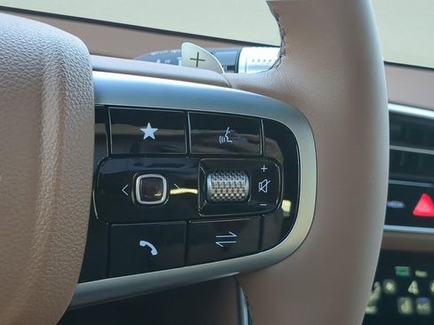 New 2026 Genesis GV70 2.5T Advanced AWD/4WD image 22