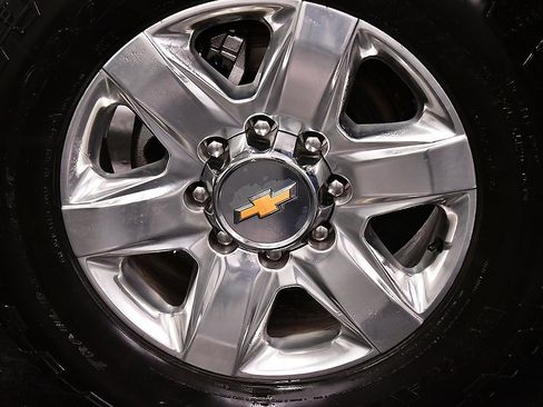 Used 2022 Chevrolet Silverado 2500 LTZ w/ LTZ Plus Package image 9