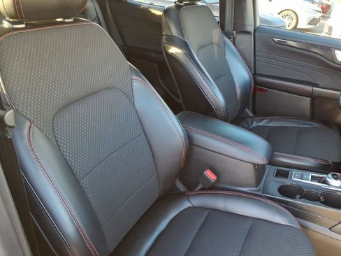 Used 2024 Ford Escape ST-Line w/ Tech Pack #1 image 25