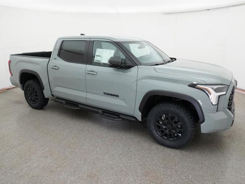 New 2026 Toyota Tundra SR5 AWD/4WD image 13