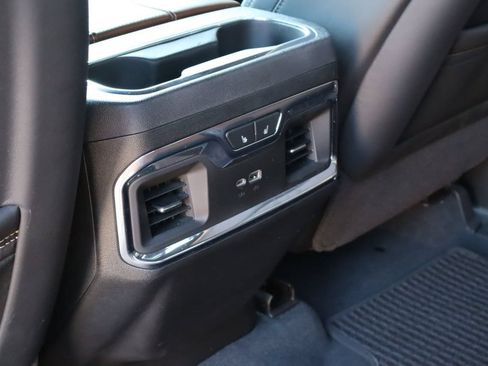 Used 2024 GMC Sierra 1500 Denali Ultimate AWD/4WD image 19