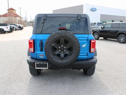 New 2025 Ford Bronco Big Bend w/ Black Diamond Package