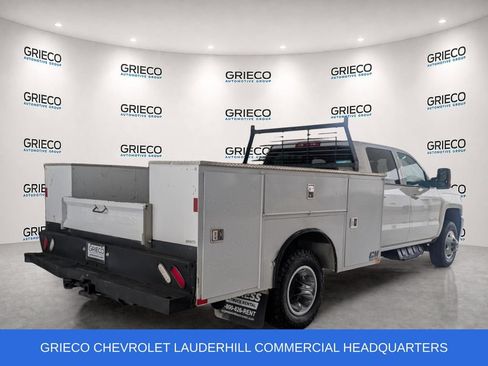 Used 2018 Chevrolet Silverado 3500 LT AWD/4WD image 7