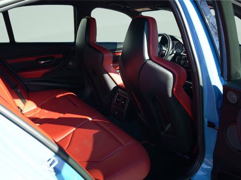 Used 2018 BMW M3 image 51