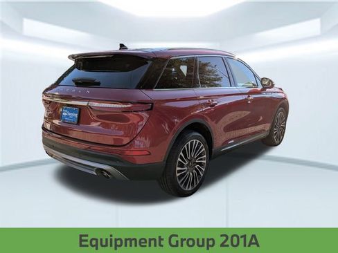 Used 2021 Lincoln Corsair Reserve w/ Equipment Group 201A image 7