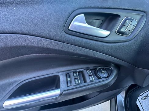 Used 2016 Ford Escape Titanium w/ Equipment Group 301A AWD/4WD image 19