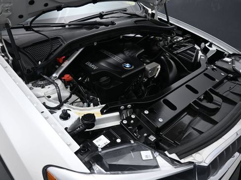 Used 2017 BMW X3 sDrive28i RWD image 47