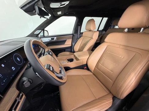 Used 2026 Hyundai Santa Fe Calligraphy FWD image 5