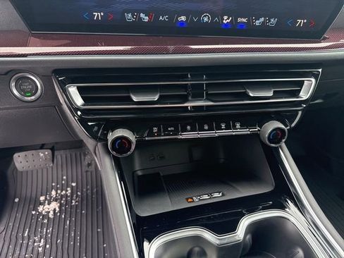 New 2026 Chevrolet Traverse RS w/ LPO, Floor Liner Package AWD/4WD image 20