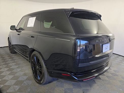 Certified 2025 Land Rover Range Rover SE AWD/4WD image 7