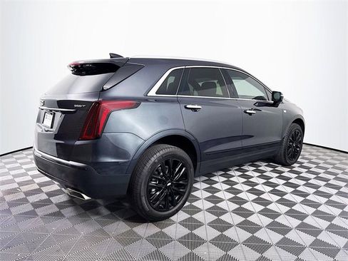 Used 2022 Cadillac XT5 Luxury w/ LPO, ONYX Package image 7