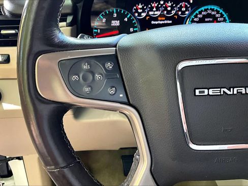 Used 2017 GMC Yukon Denali w/ Open Road Package RWD image 24