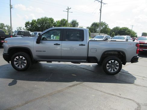 Certified 2024 Chevrolet Silverado 2500 Custom w/ Custom Convenience Package AWD/4WD image 10