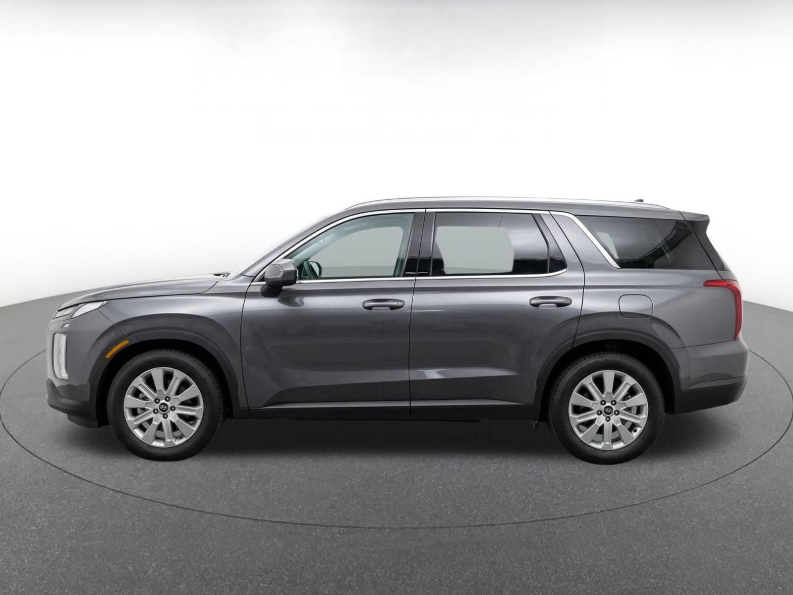 Used 2025 Hyundai Palisade SEL FWD image 4