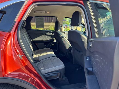Used 2020 Ford Escape SE AWD/4WD image 37