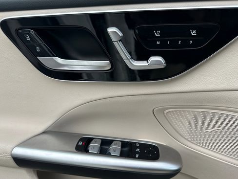 Certified 2022 Mercedes-Benz C 300 Sedan image 11