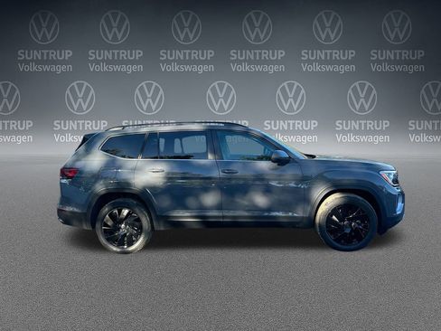New 2026 Volkswagen Atlas SE image 32