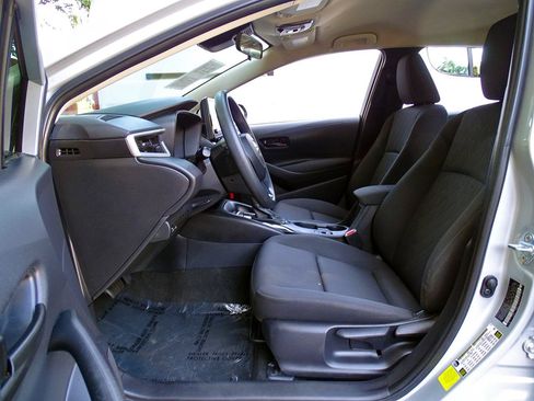 Used 2024 Toyota Corolla LE FWD image 14