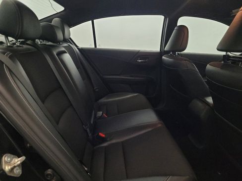 Used 2016 Honda Accord Sport image 19