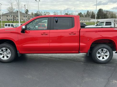 Used 2025 Chevrolet Silverado 1500 LT AWD/4WD image 4
