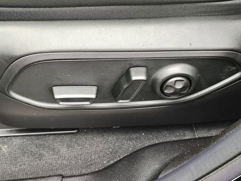 New 2026 Jeep Grand Cherokee Altitude AWD/4WD image 11