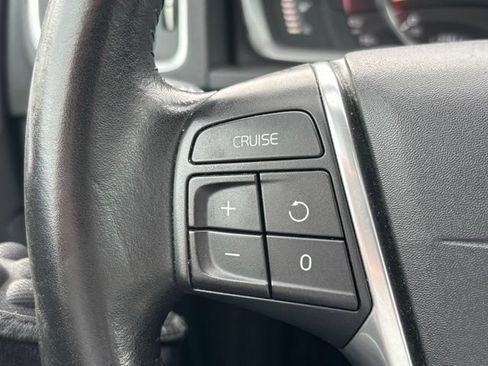 Used 2017 Volvo S60 T5 Dynamic w/ Vision Package AWD/4WD image 17