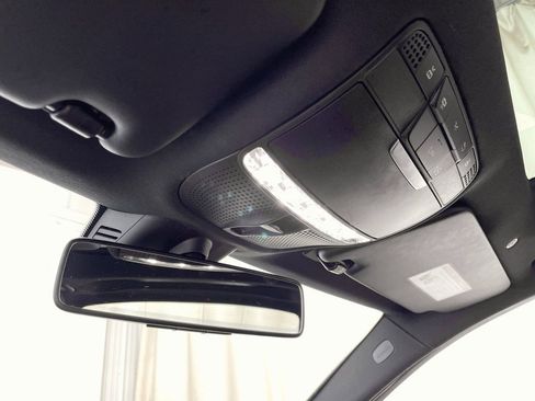 Used 2019 Mercedes-Benz C 300 4MATIC Sedan image 28