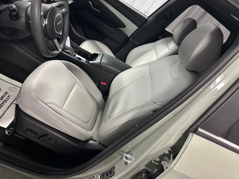 Used 2025 Hyundai Santa Cruz SEL image 10