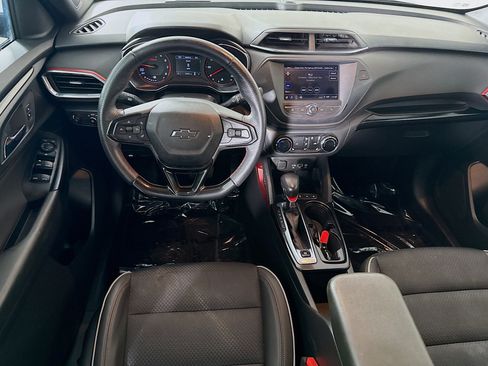 Used 2022 Chevrolet TrailBlazer RS FWD image 17