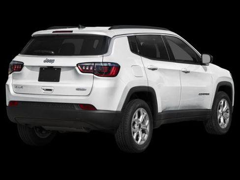 Certified 2025 Jeep Compass Limited AWD/4WD image 2