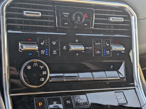 New 2025 Nissan Armada Platinum RWD image 13