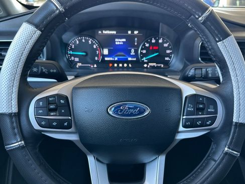 Used 2024 Ford Explorer XLT w/ Equipment Group 202A image 24