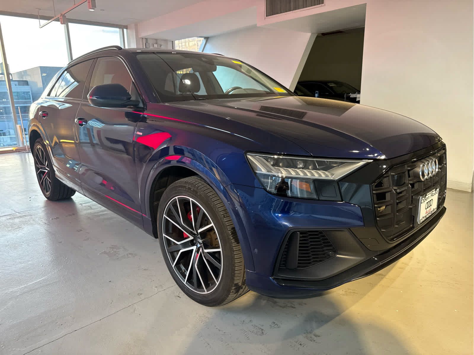 Used 2023 Audi Q8 Premium Plus AWD/4WD image 4