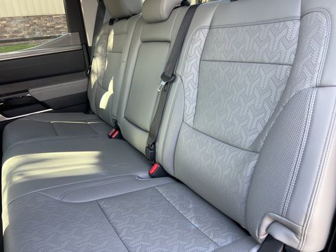 Used 2024 Toyota Tundra Limited image 15