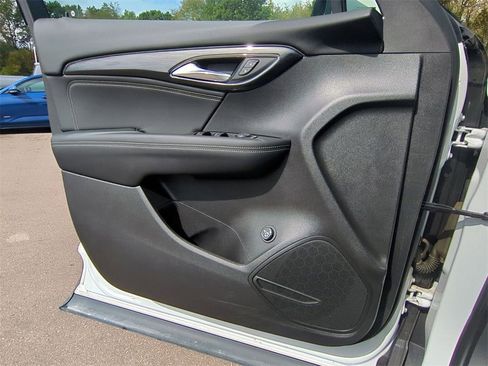 Used 2022 Buick Envision Preferred image 21