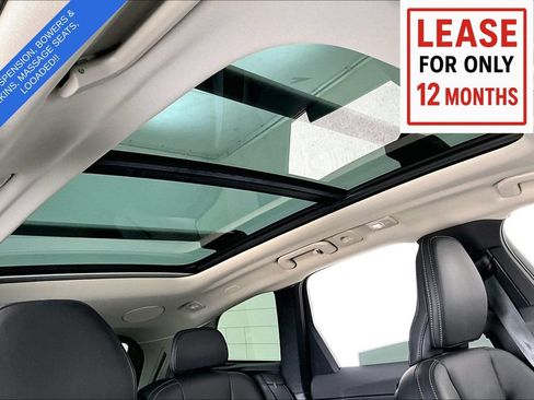 Used 2025 Volvo XC60 T8 Ultra w/ Protection Package Premier AWD/4WD image 22