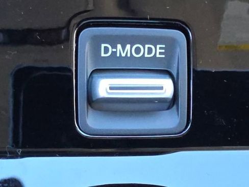 New 2026 Nissan Murano SV image 13