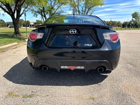 Used 2013 Scion FR-S 2dr Cpe Man (Natl) image 25